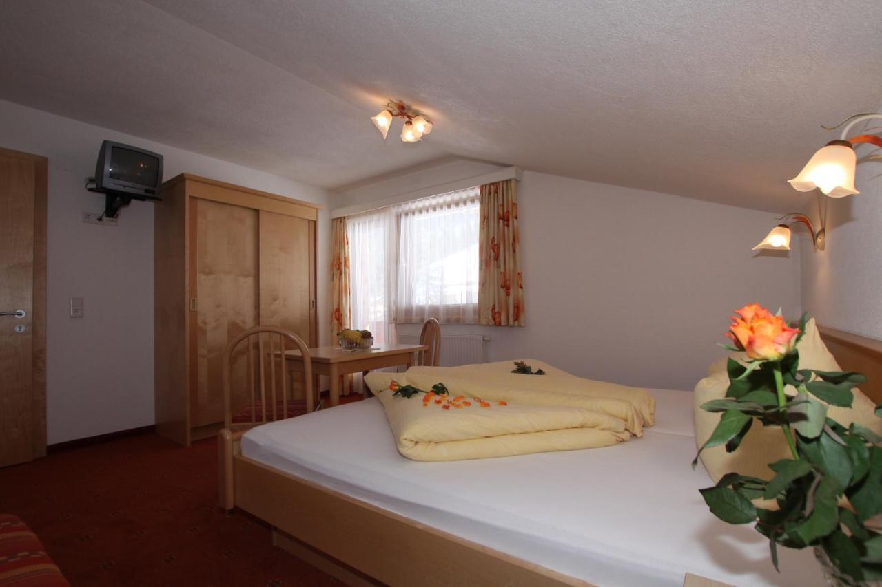 Lechlihof Hotel Ischgl Room photo
