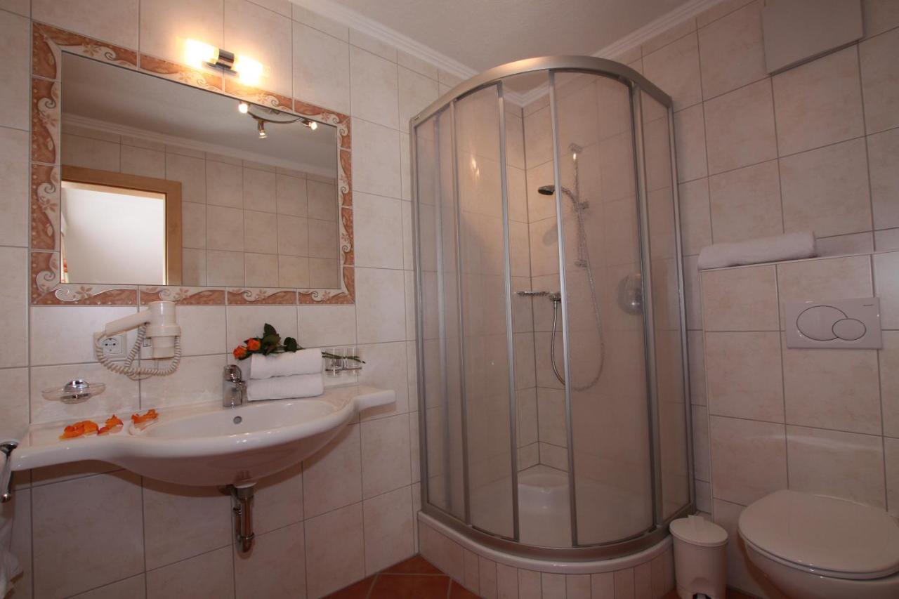 Lechlihof Hotel Ischgl Room photo